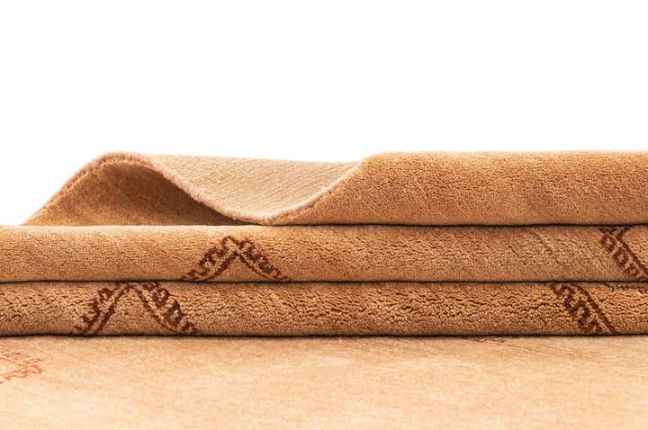 4' 11 x 6' 8 Gabbeh Rug