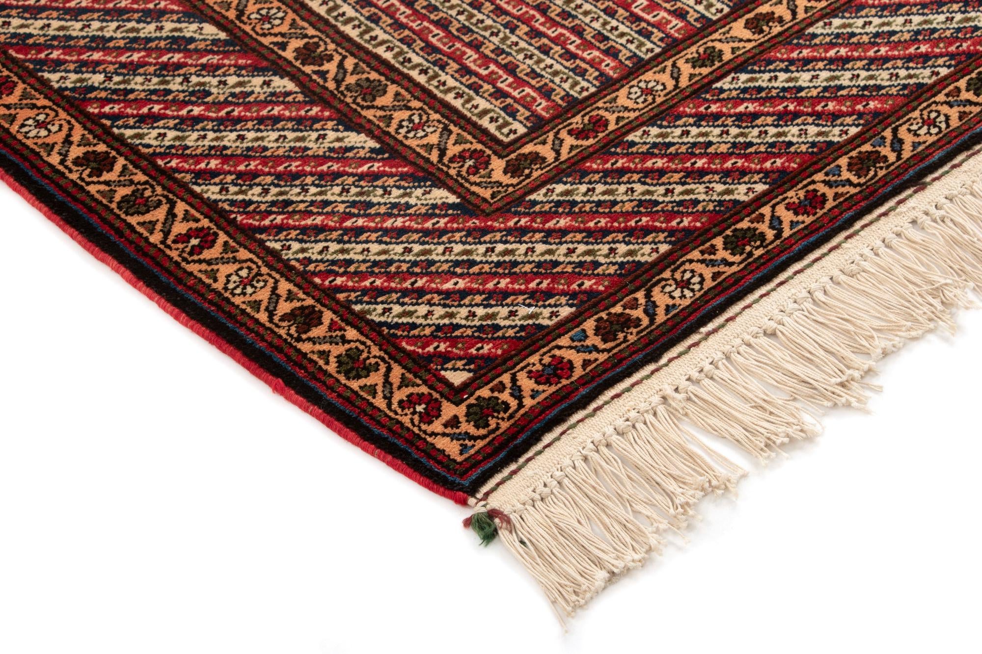 5' 1 x 8' 4 Hand Knotted Ghashghai Persian Wool Rug