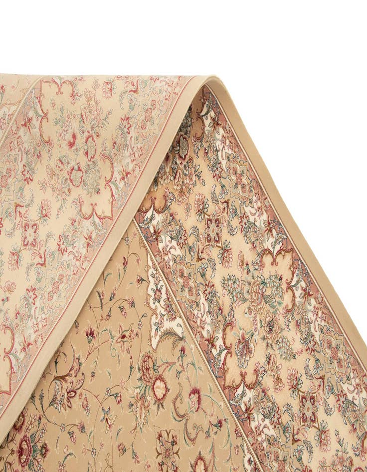 Detail image of 6' 6 x 9' 8 Ghom Design Rug