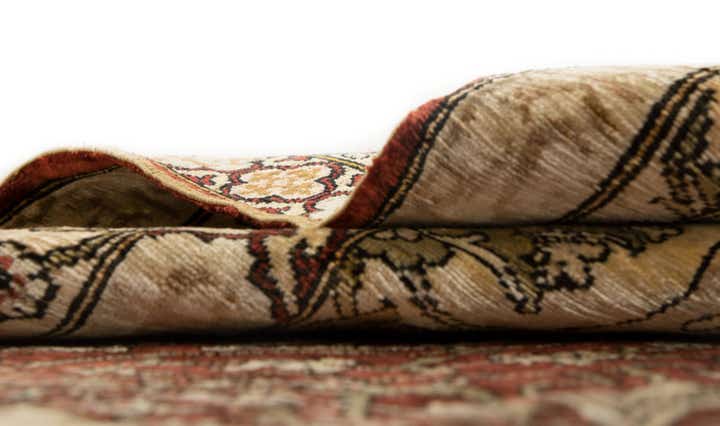 2' 5 x 3' 7 Hand Knotted Ghom Persian Rug