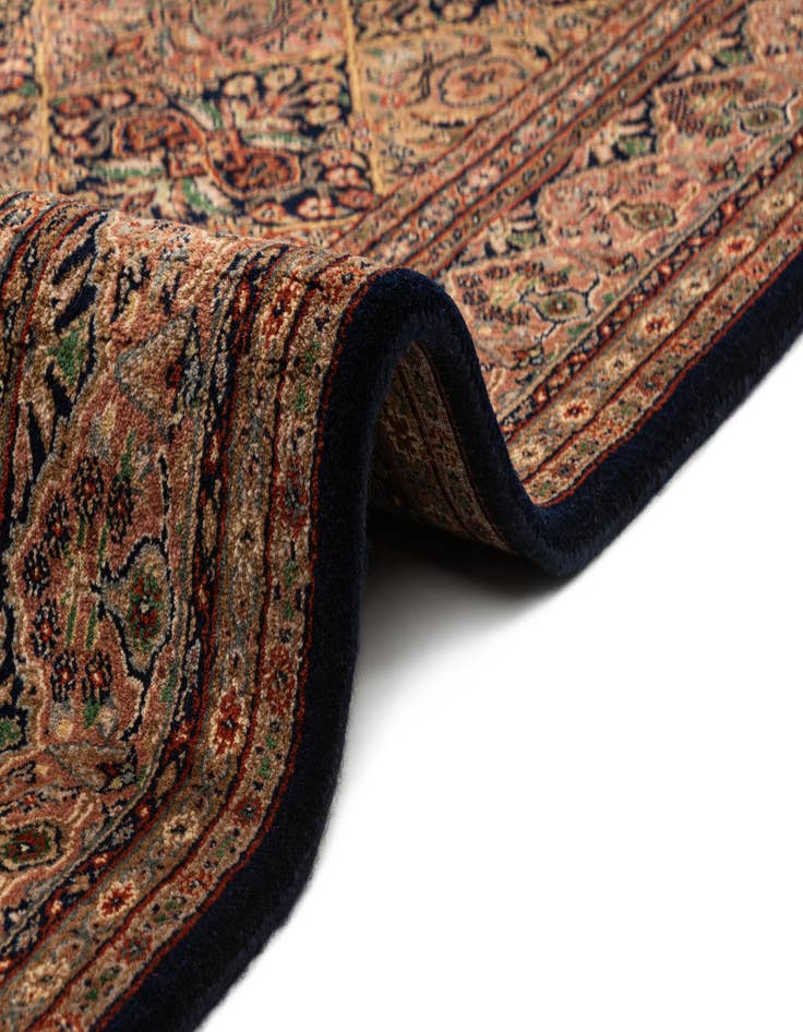 Detail image of 6' 4 x 9' 10  Hand Knotted Ghom Oriental Wool Rug