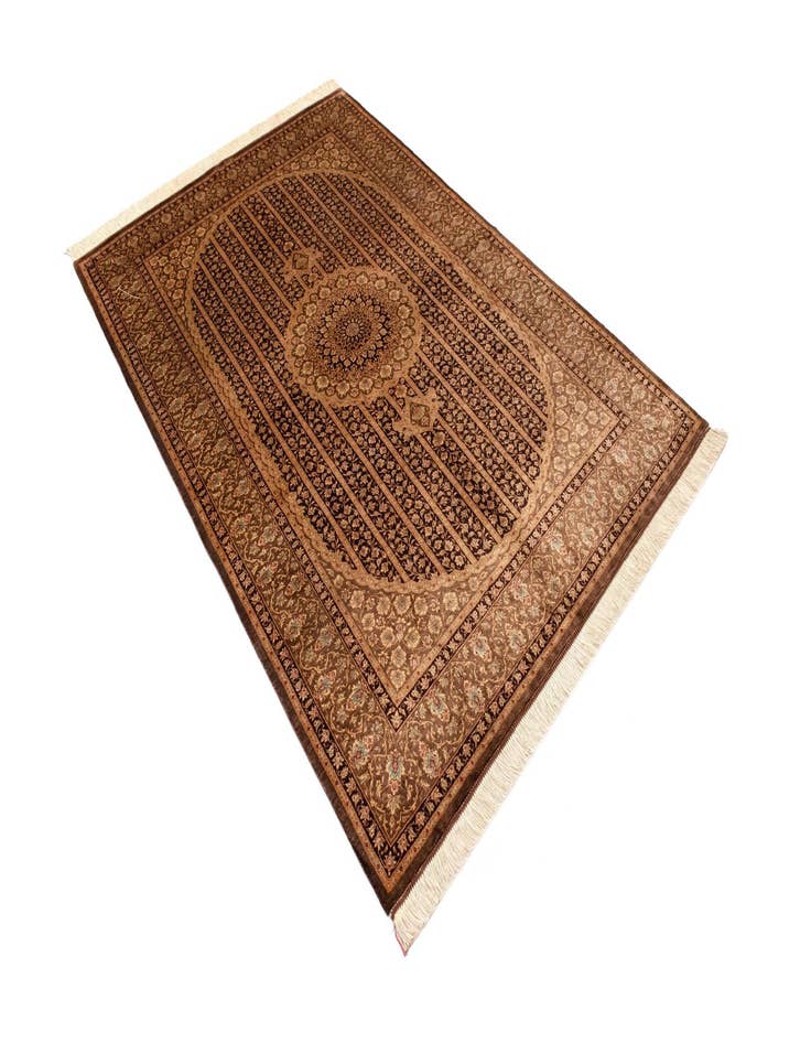 Detail image of 4' 6 x 6' 8 Ghom Silk Rug