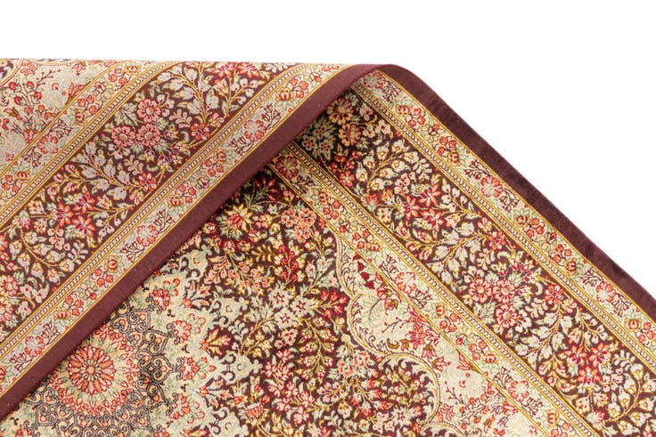 Detail image of 3' 3 x 5' Ghom Silk Rug