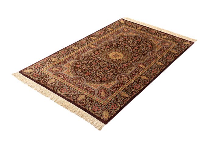 Detail image of 3' 3 x 5' 1 Ghom Silk Rug