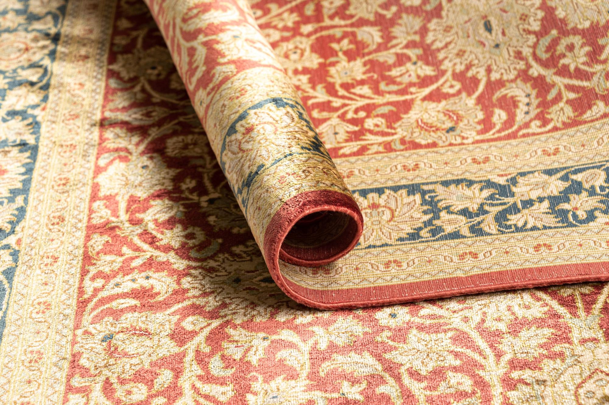 2' 7 x 3' 11 Ghom Silk Rug