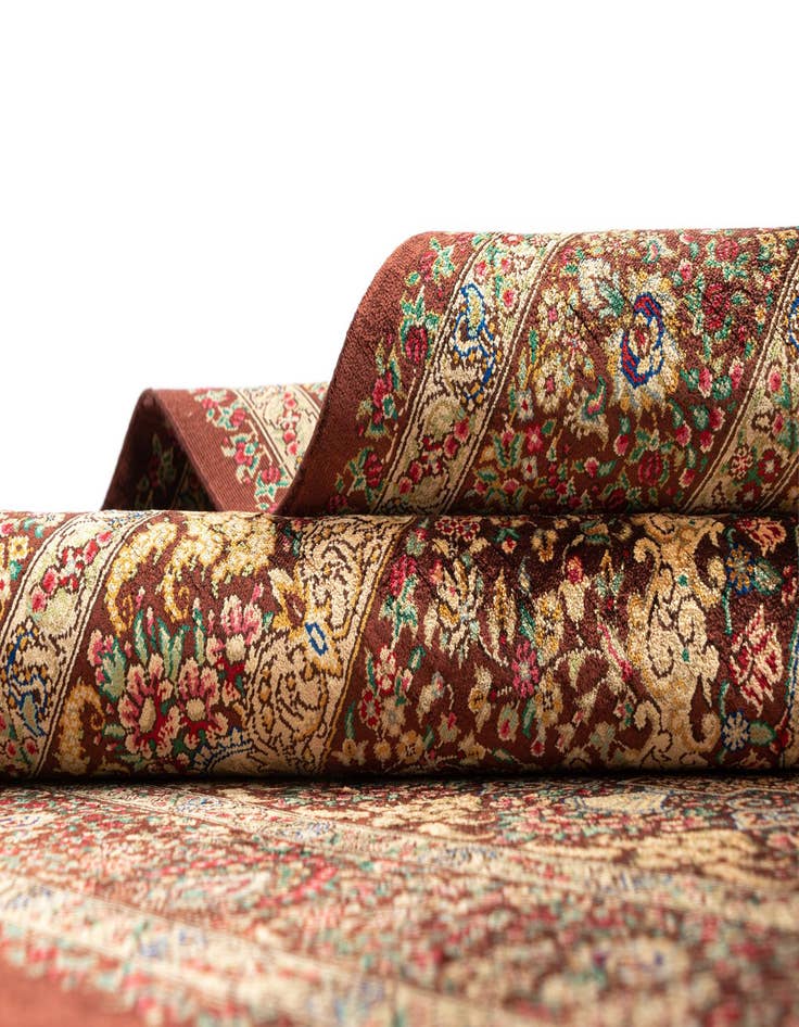 Detail image of 3' 1 x 5' Ghom Silk Rug
