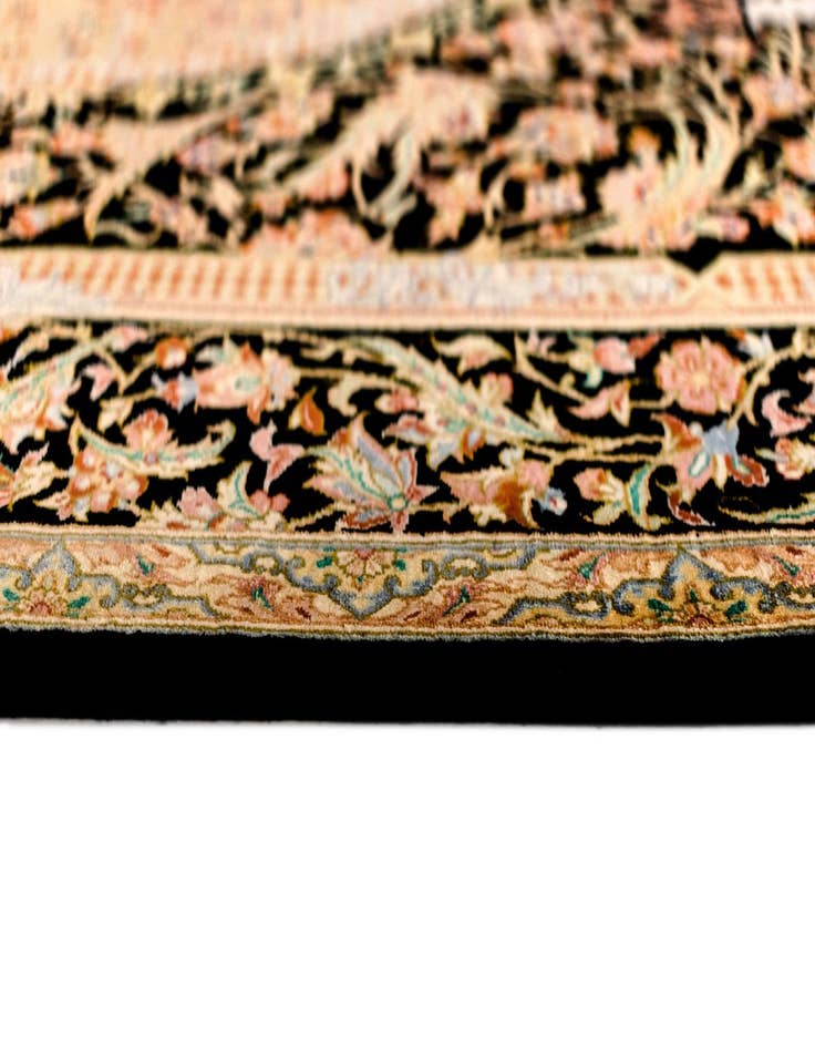 Detail image of 3' 3 x 4' 11 Ghom Silk Rug