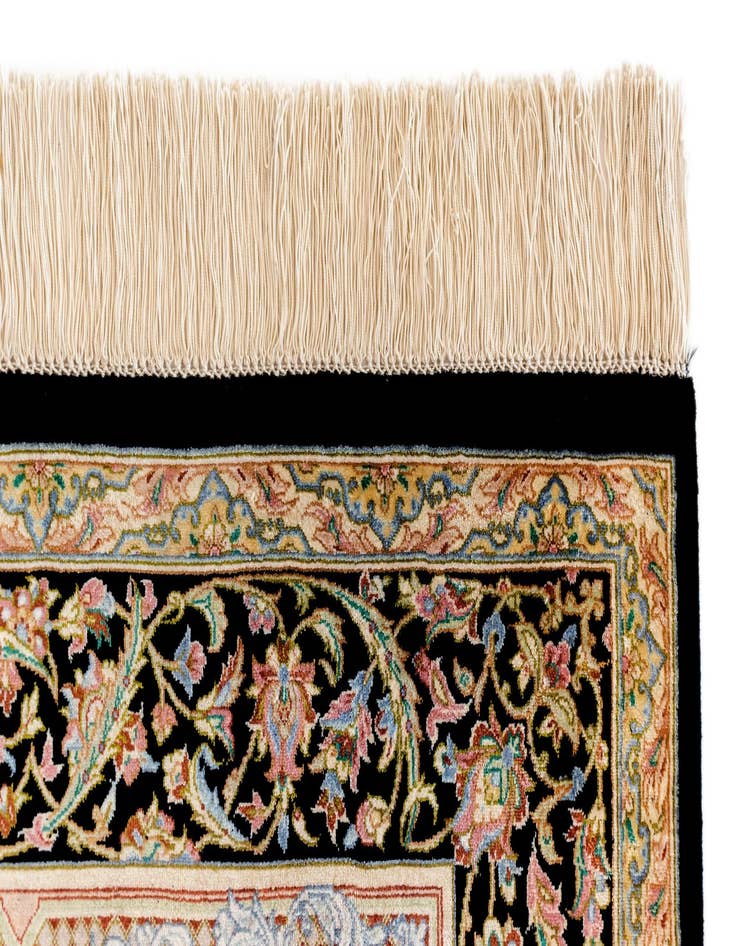 Detail image of 3' 3 x 4' 11 Ghom Silk Rug