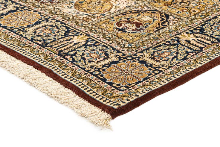 Detail image of 4' 7 x 6' 10 Ghom Silk Rug