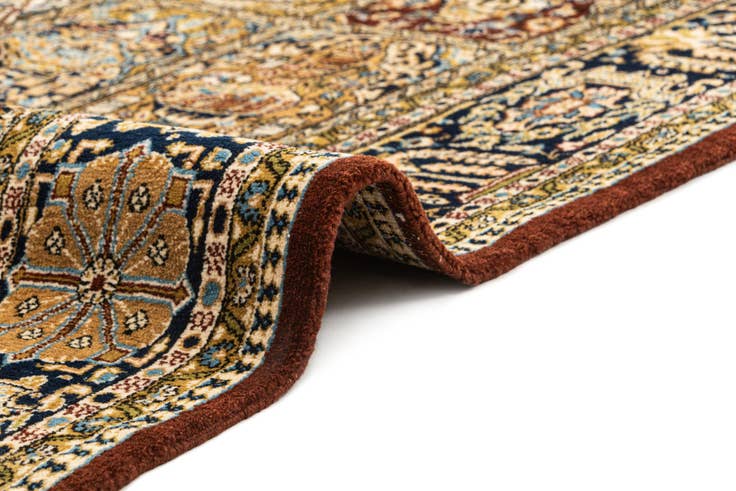Detail image of 4' 7 x 6' 10 Ghom Silk Rug