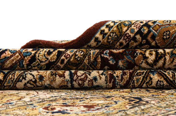 4' 7 x 6' 10 Ghom Silk Rug
