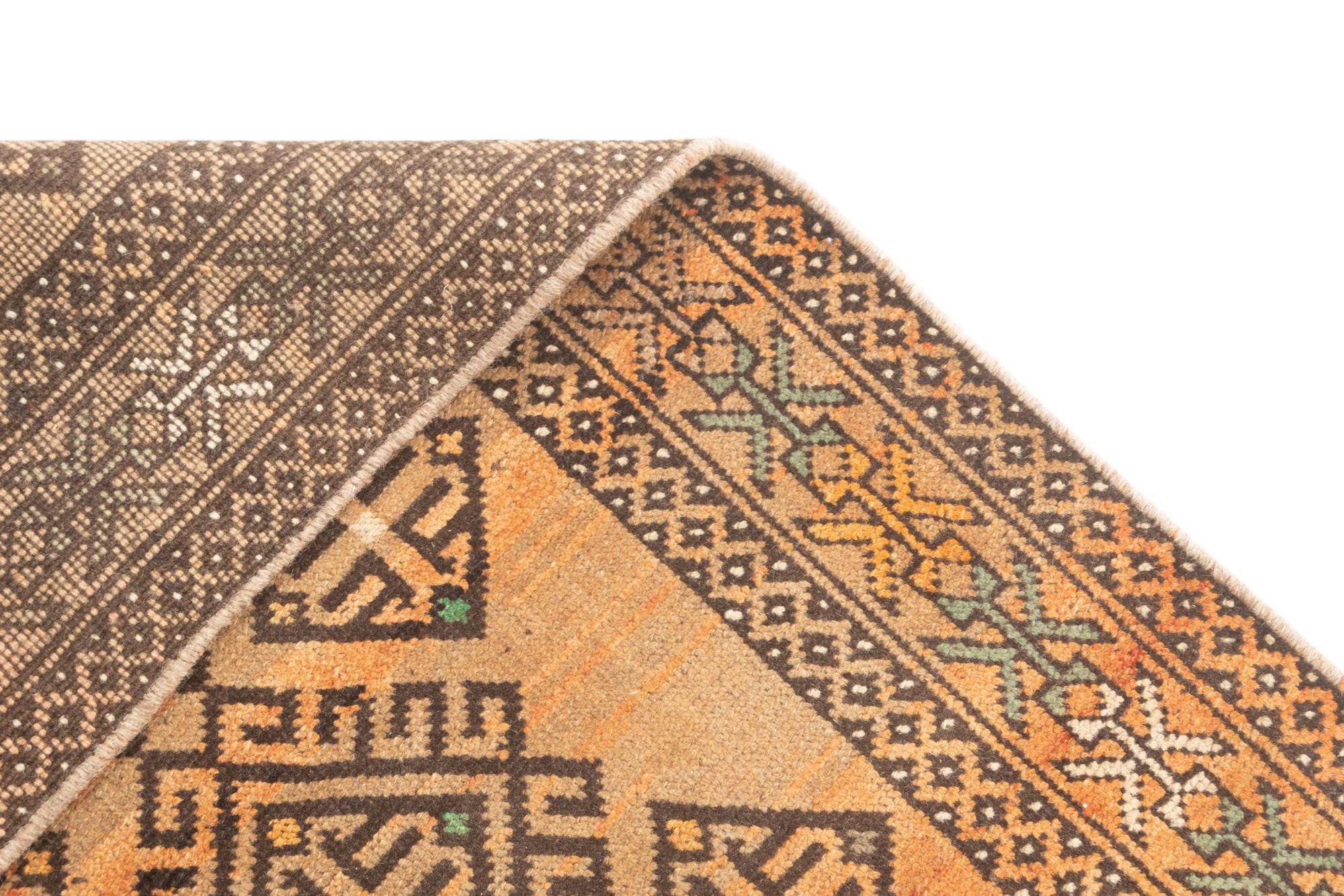 5' x 9' 5 Hamedan Rug