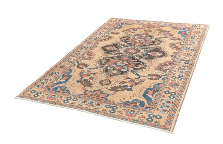 Detail image of 5' 1 x 7' 10 Hamedan Rug
