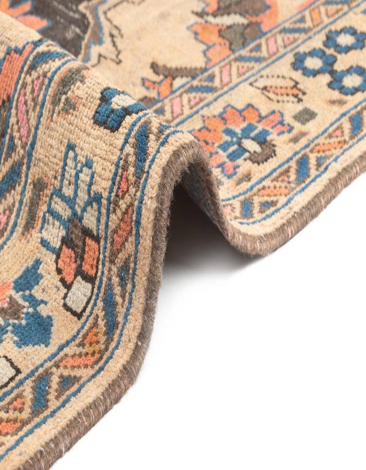 Detail image of 5' 1 x 7' 10 Hamedan Rug
