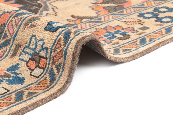 Detail image of 5' 1 x 7' 10 Hamedan Rug