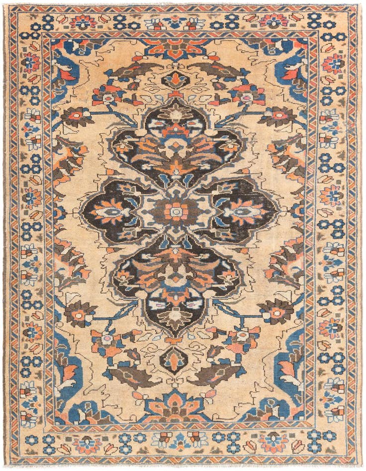 Detail image of 5' 1 x 7' 10 Hamedan Rug