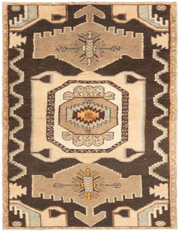 Detail image of 3' 3 x 9' Hamedan Rug