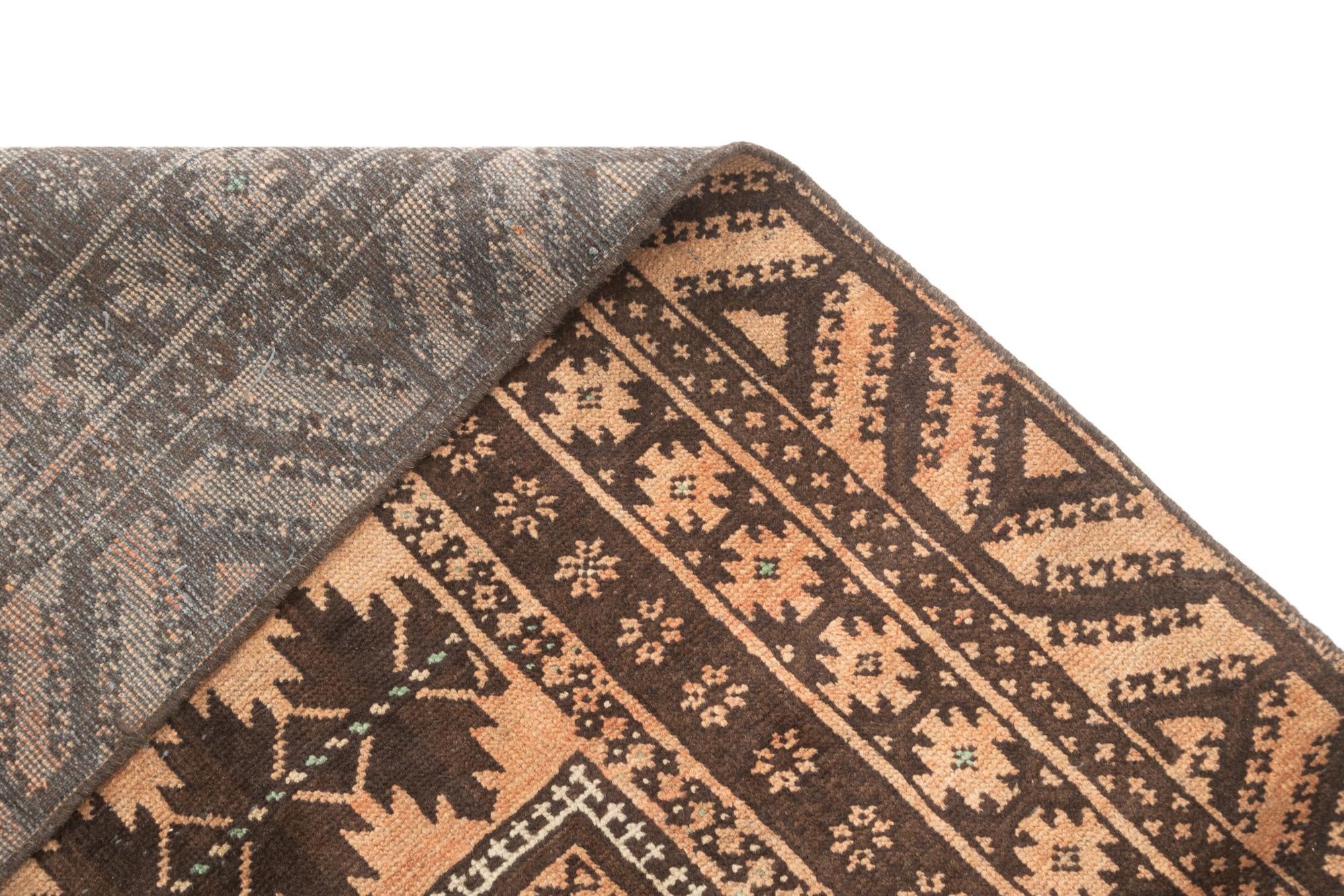 3' 9 x 7' 3 Hamedan Rug
