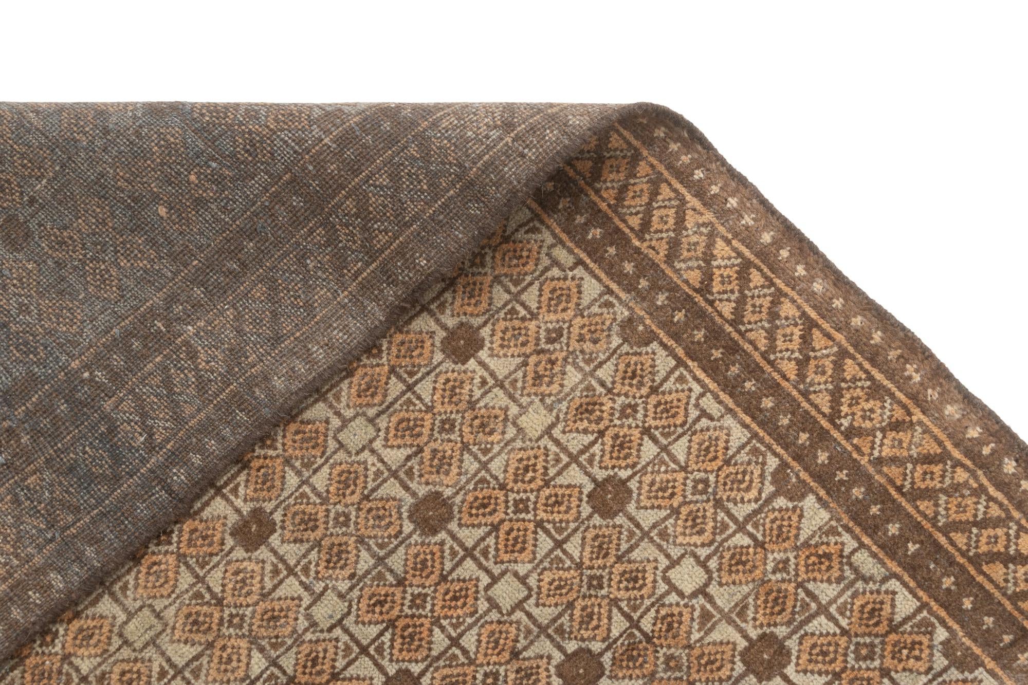 3' 11 x 7' 2 Hamedan Rug