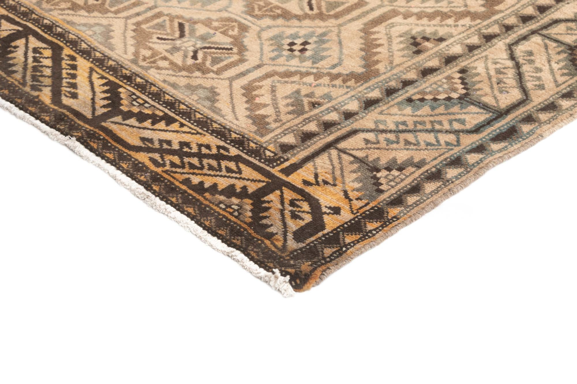 5' 2 x 9' 7 Hamedan Rug