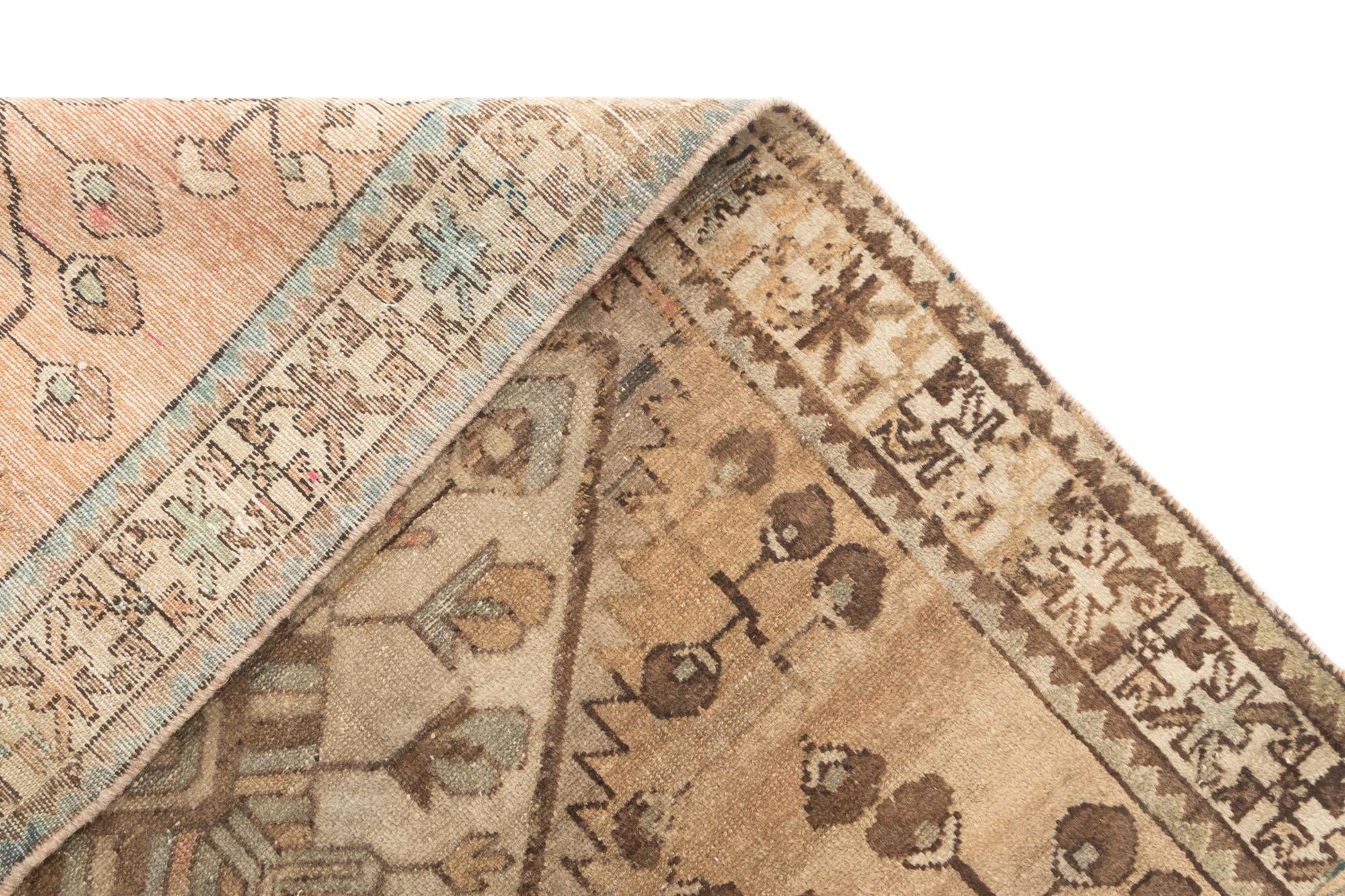 3' 11 x 8' 8 Hamedan Rug