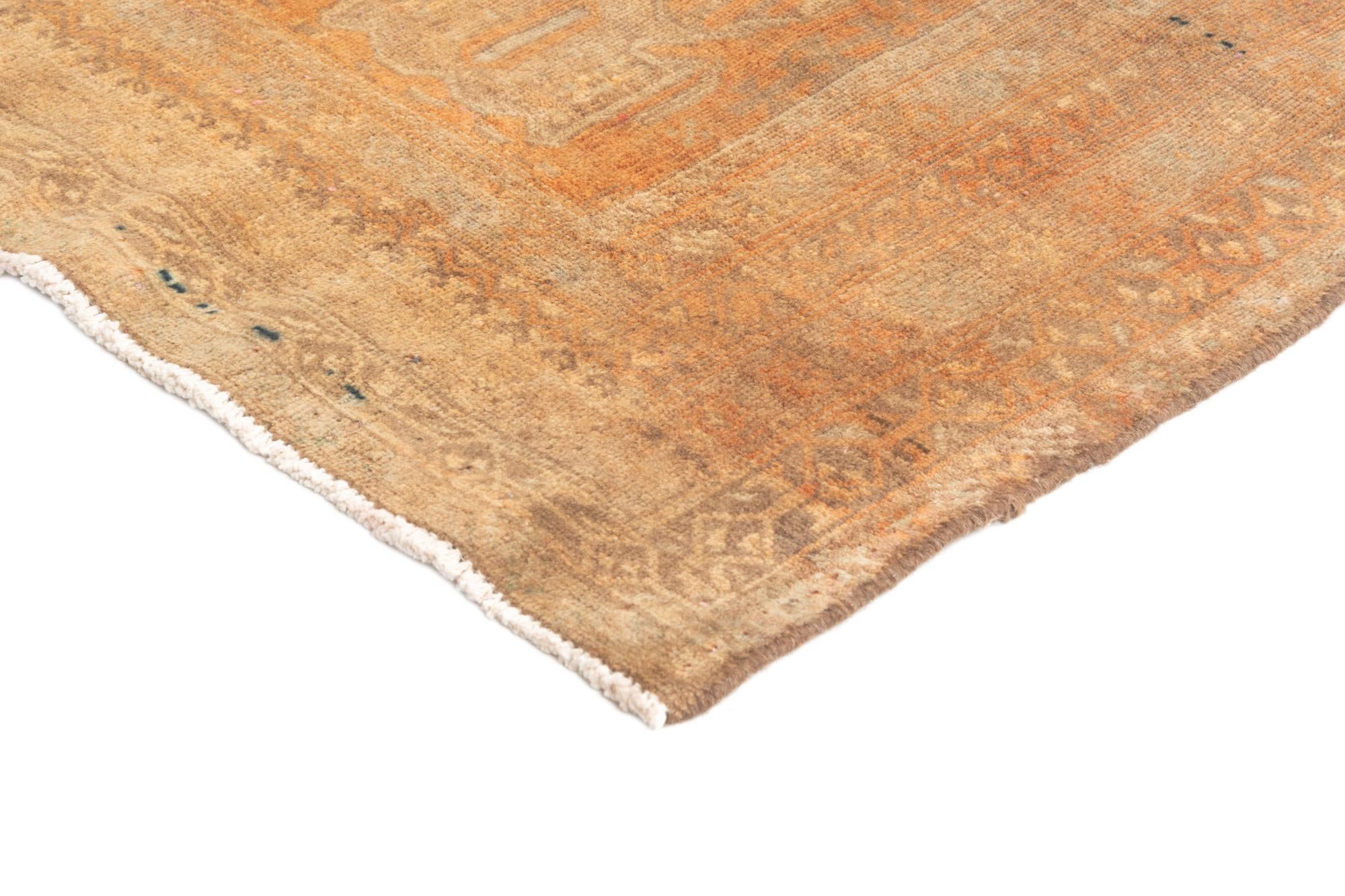 4' 4 x 8' 7 Hamedan Rug