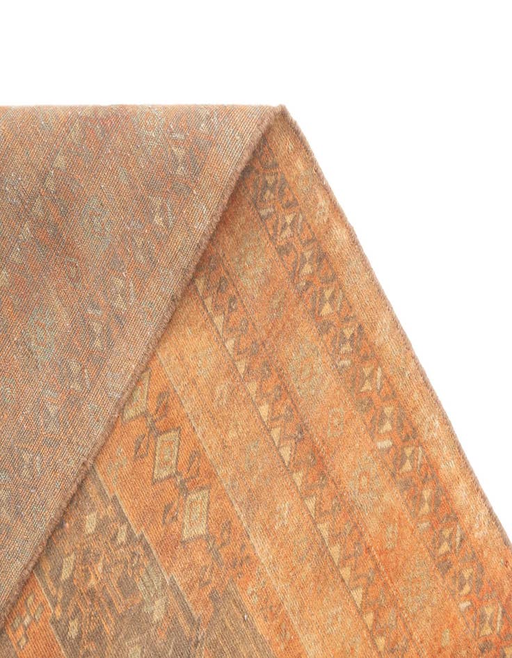 Detail image of 4' 4 x 8' 7 Hamedan Rug