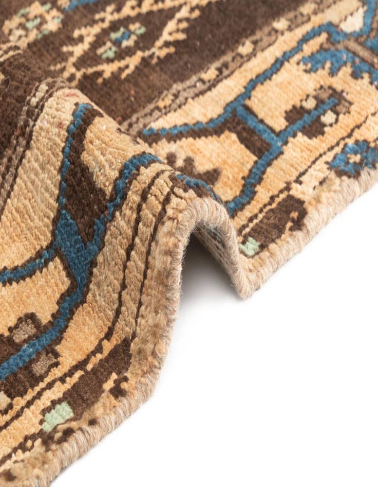 Detail image of 4' 2 x 9' 3 Hamedan Rug