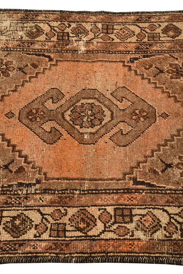 Detail image of 3' 4 x 5' 7 Hand Knotted Hamedan Persian Wool Rug
