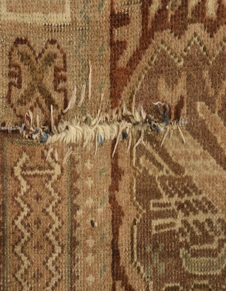 Detail image of 6' 5 x 9' 9  Hand Knotted Hamedan Persian Wool Rug