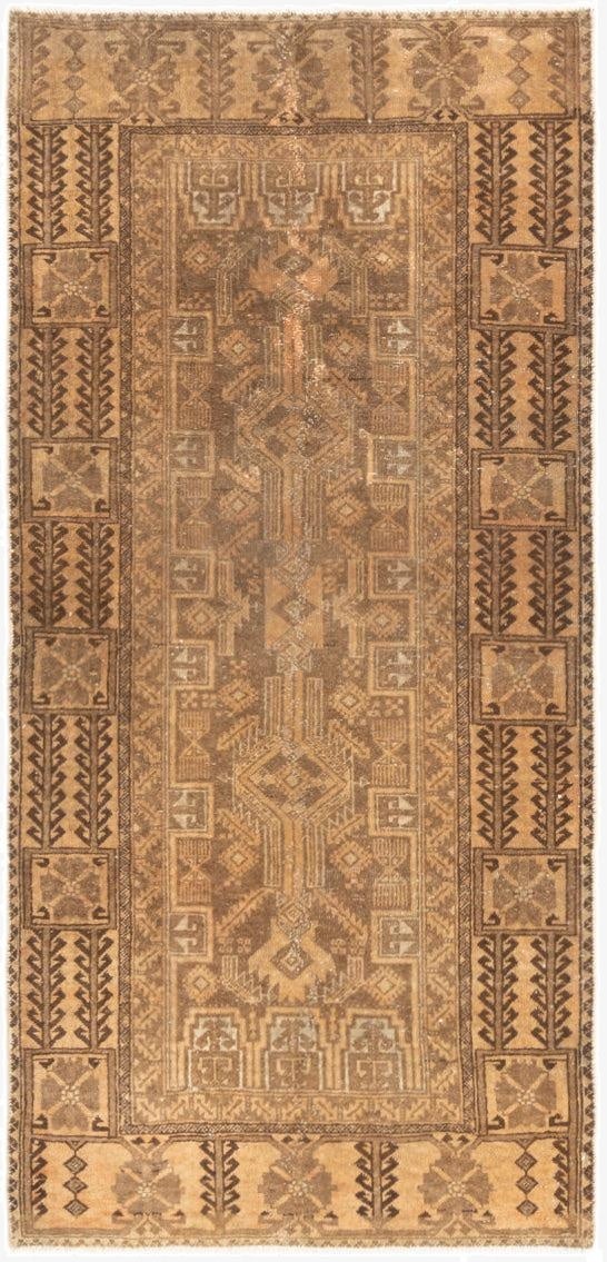 2' 9 x 5' 10 Hamedan Rug