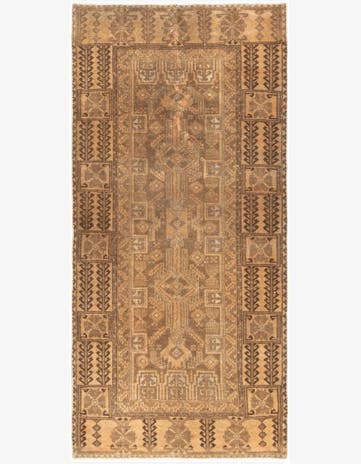 2' 9 x 5' 10 Hamedan Rug