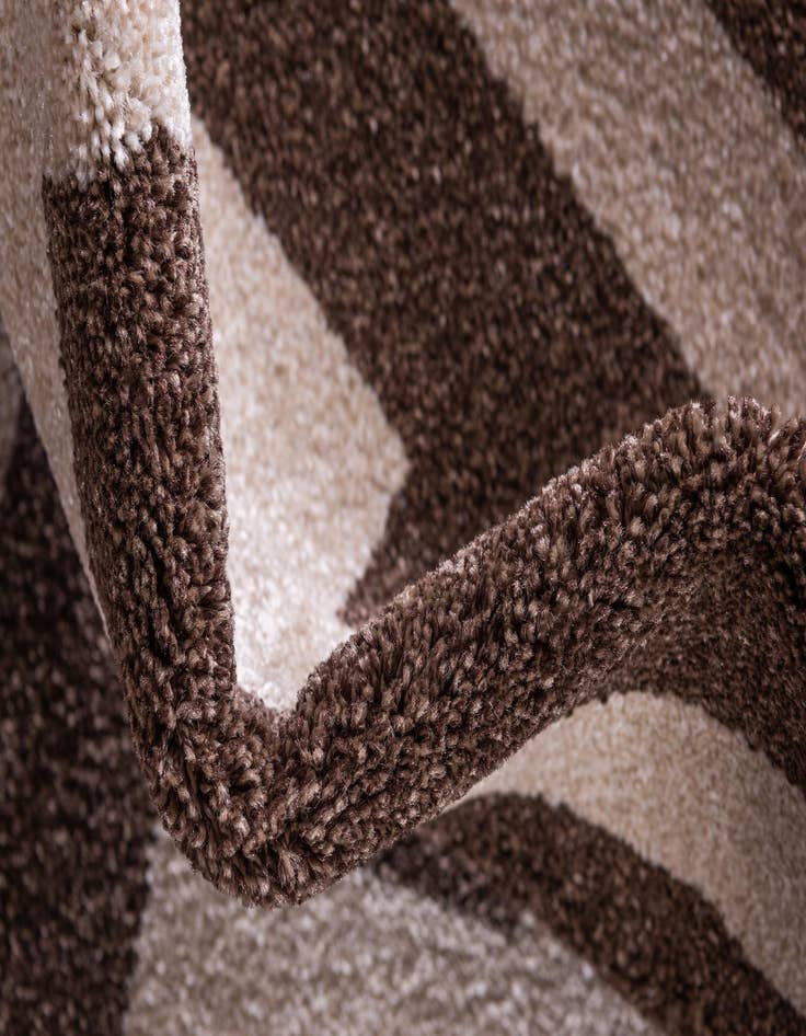 Detail image of 9' x 12' 2 Hera Rug