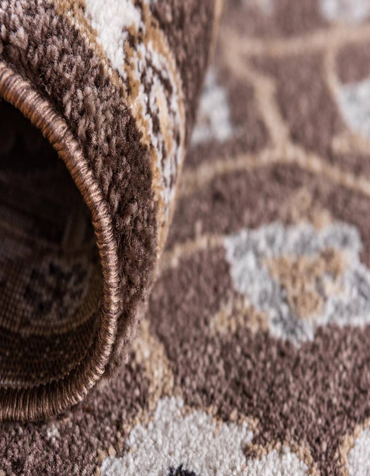 Detail image of 8' x 10' Heritage Rug