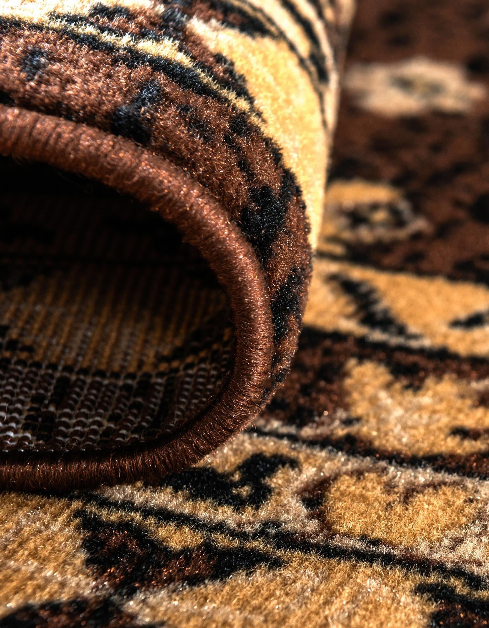 7' x 10' Heriz Design Rug