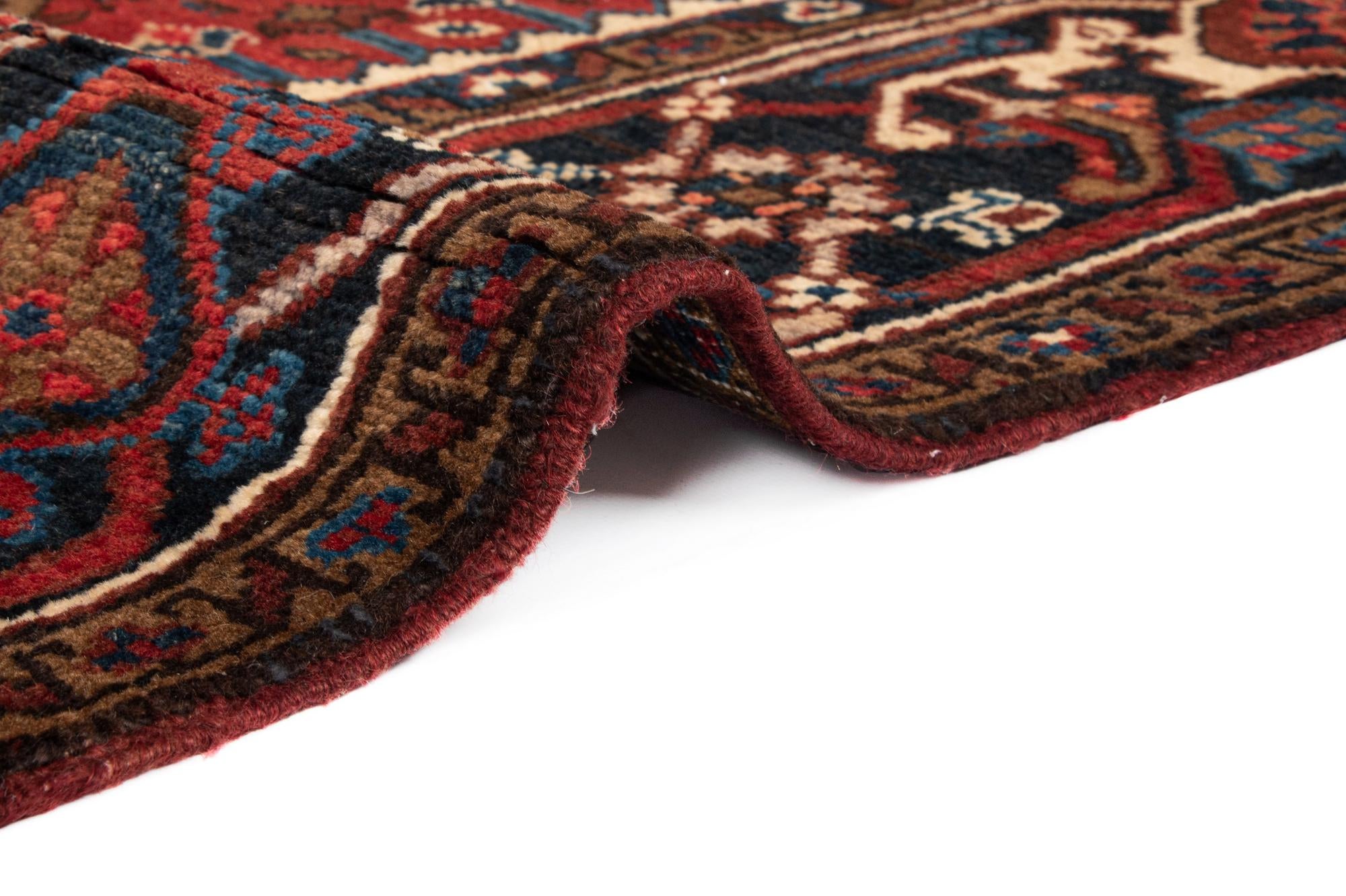 7' 1 x 9' 3 Heriz Wool Rug