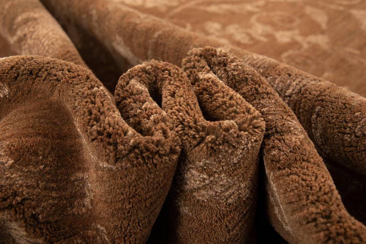 Detail image of 8' 10 x 12' Himalaya Rug