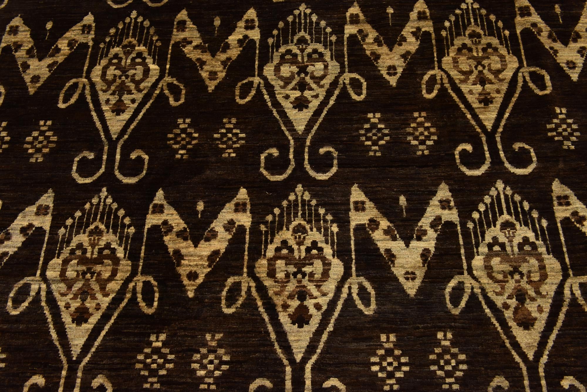 6' 10 x 9' 10 Hand Knotted Ikat Rug