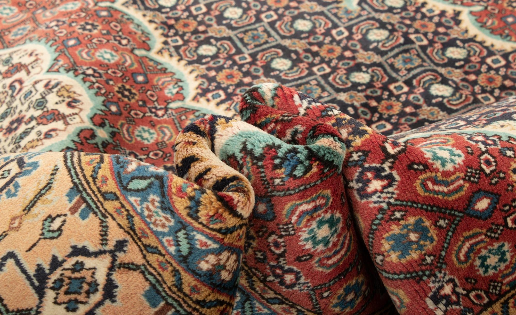 6' 9 x 9' 9 Hand Knotted Indo Tabriz Wool Rug
