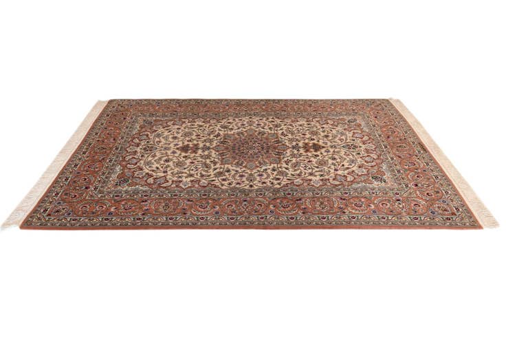 Detail image of 4' 9 x 7' 2 Isfahan Rug