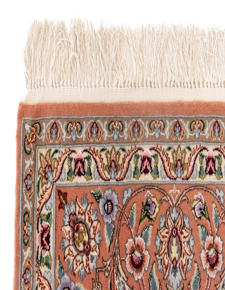 Detail image of 4' 9 x 7' 2 Isfahan Rug