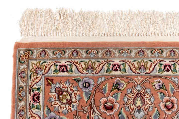 4' 9 x 7' 2 Isfahan Rug