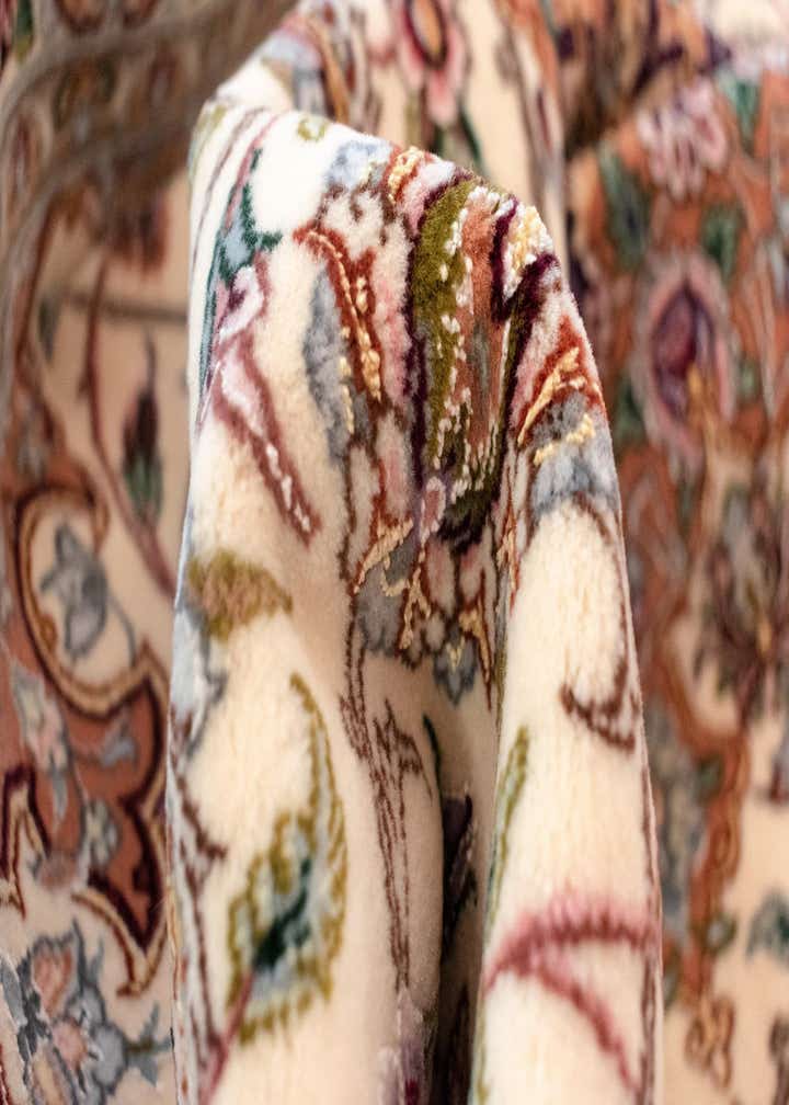 4' 9 x 7' 2 Isfahan Rug