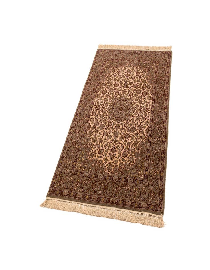 Detail image of 3' 6 x 5' 6 Isfahan Rug