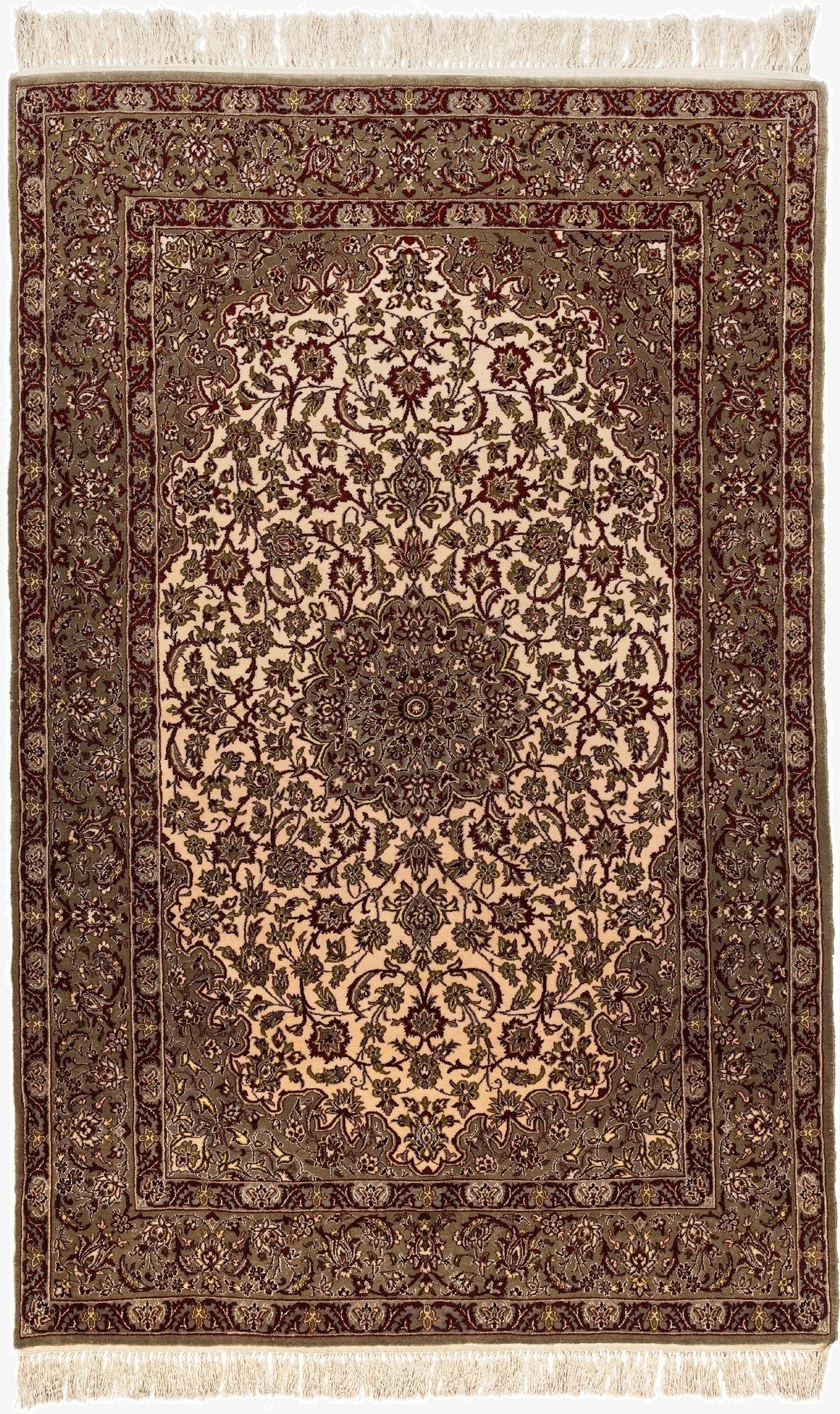 3' 6 x 5' 6 Isfahan Rug