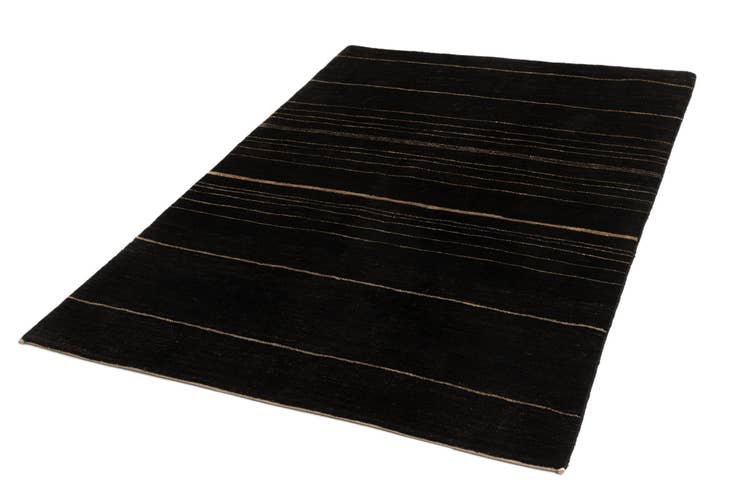 Detail image of 4' 5 x 6' 4 Juma Wool Rug