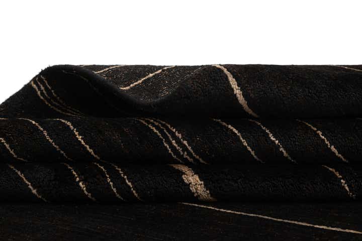 4' 5 x 6' 4 Juma Wool Rug