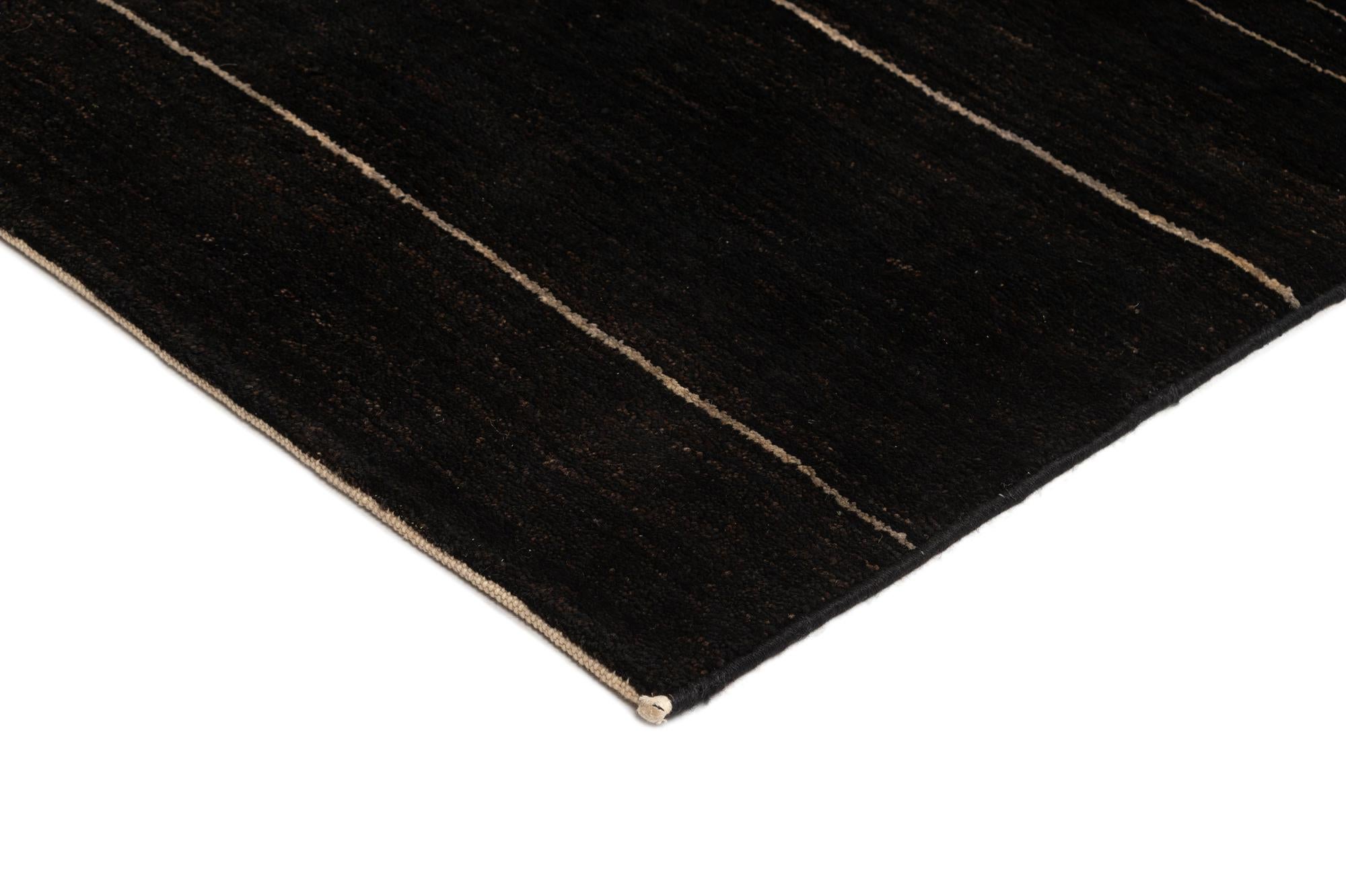 4' 5 x 6' 4 Juma Wool Rug