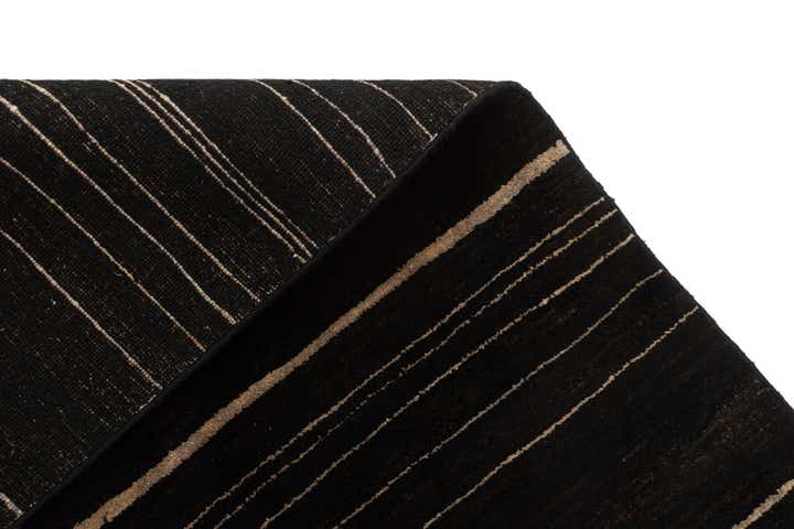 4' 5 x 6' 4 Juma Wool Rug