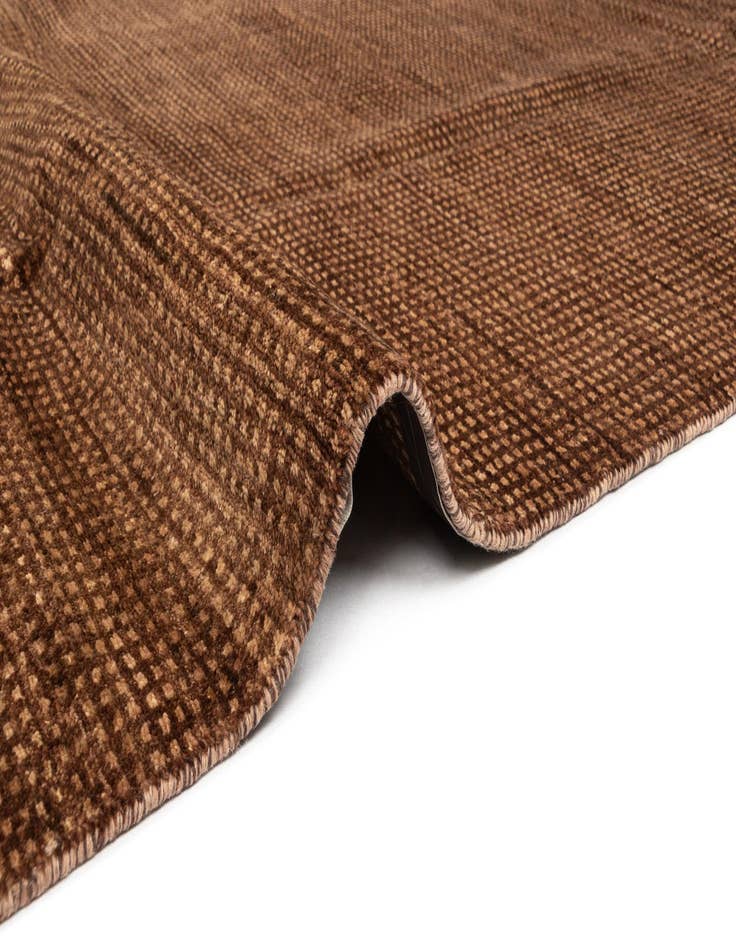 Detail image of 6' 9 x 9' 9 Juma Rug